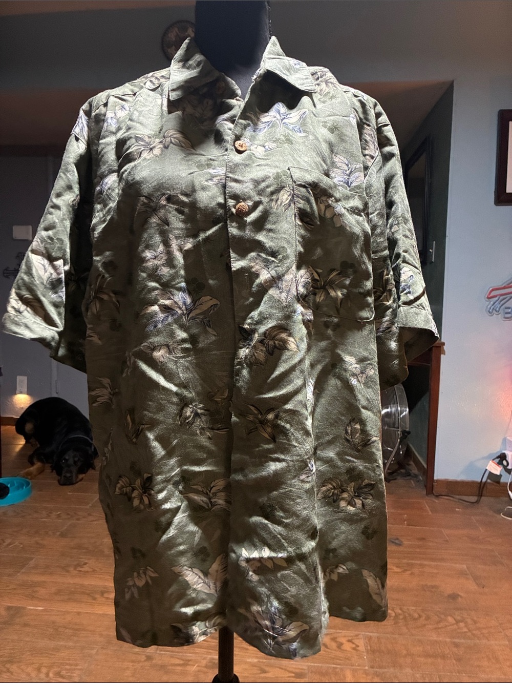 Premier Olive Green Short-Sleeve Shirt Jacket with Botanical Print